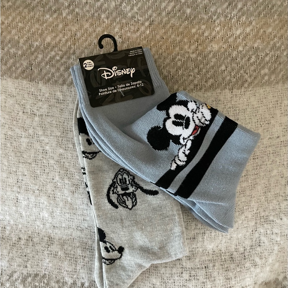 Disney Men's Mickey Mouse Casual Socks - Light Gray and Black